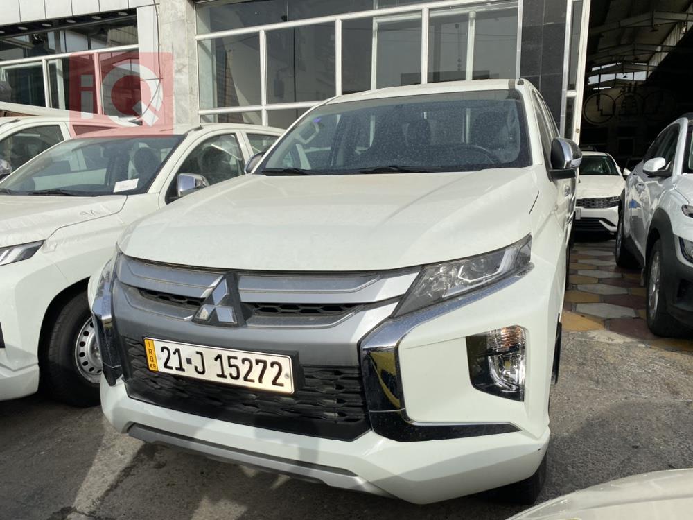 میتسوبیشی L200